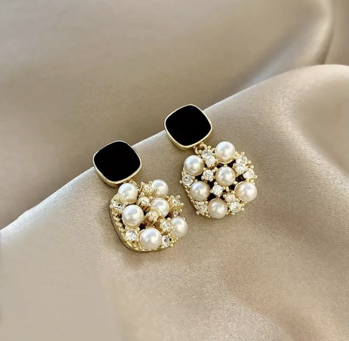 Delicate Black Square Stud Earring