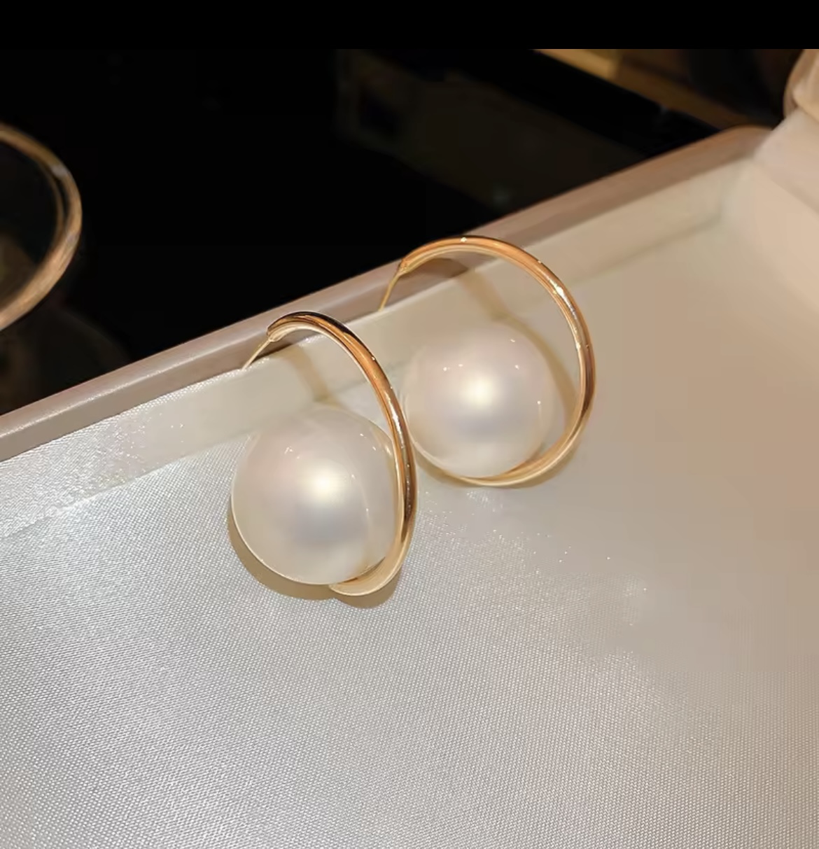 Golden Round Pearl Hoop Earring