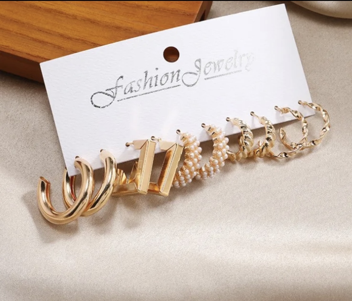 Hoop Earring Card ( Set Of 5 Earrings)