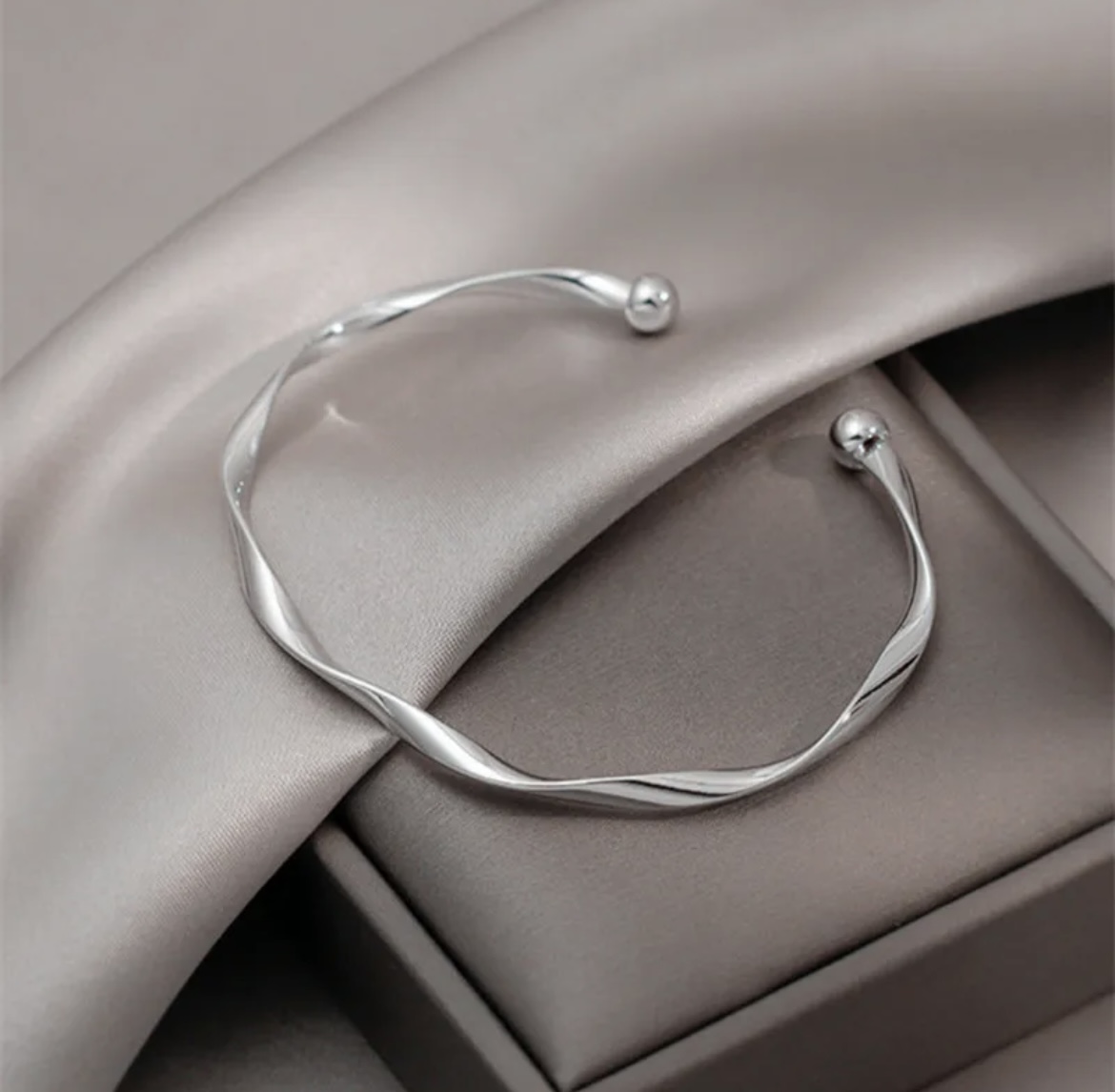 Silver Plated Twisted Adjustable Bracelet